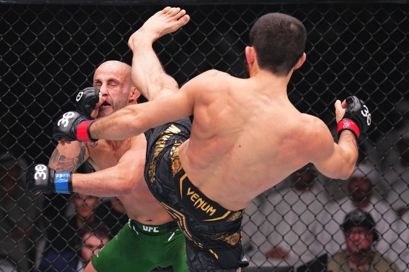 Islam Makhachev record
